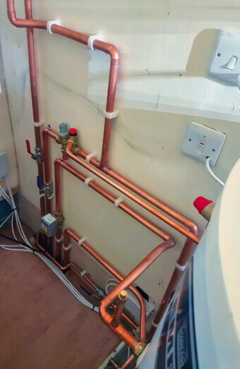 https://plumbermyaree.com.au/uploads/2025/06/hot-water-301986.jpg